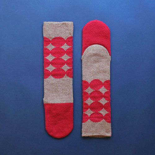 ％ SOCKS DOT Red50%＆Brown50%　平置き