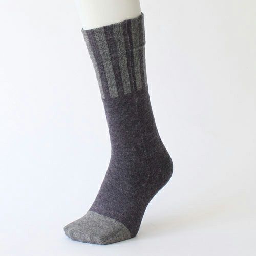 ％ SOCKS STRIPE Navy70%＆Gray30%　マネキン